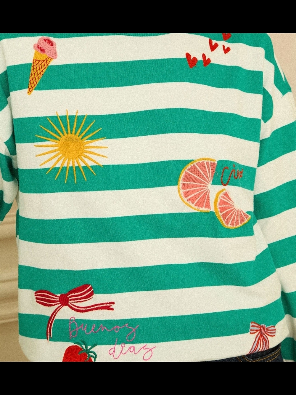 Love And Roses Embroidered Sweatshirt - Picture 3 of 6